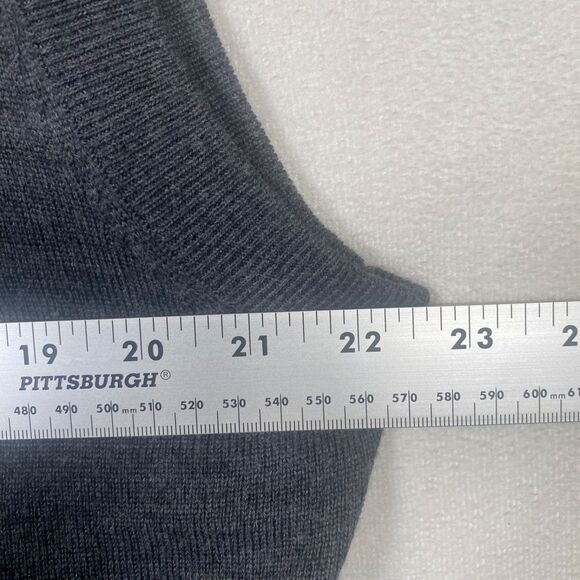 Turnbury 100% Merino Wool Gray Knit Sweater Vest Men’s Size L Sleeveless V-Neck - Picture 9 of 10